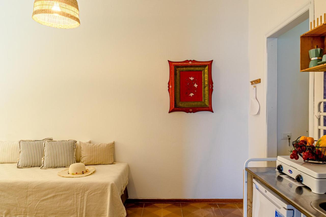 Mari Sea Home Giardini-Naxos Buitenkant foto